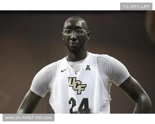 火箭队与塔科·法尔之间的签约动向分析 火箭队与塔科·法尔之间的签约动向分析